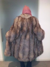 ICONICA PELLICCIA DI VOLPE